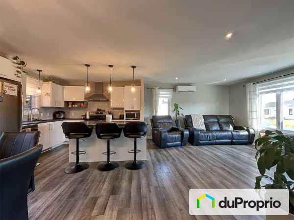 Open Concept - 106 rue Lazare-Marceau, Rimouski (Le Bic) for sale