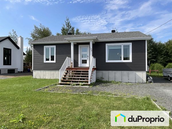 106, rue Lazare-Marceau, Rimouski (Le Bic) à vendre