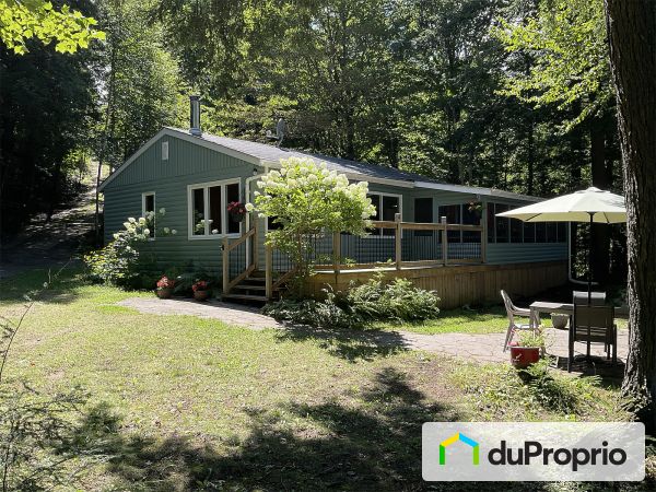 30, chemin du Lac-Bataille, Val-Des-Monts (Perkins) à vendre