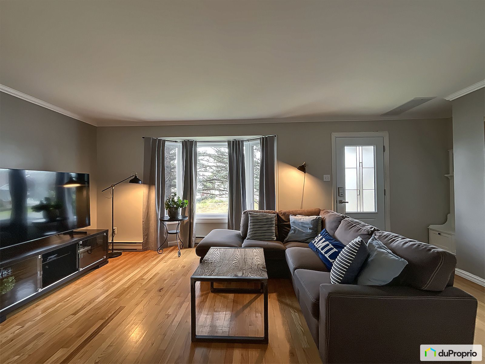 2015 Rue Des Sapins — photo 2