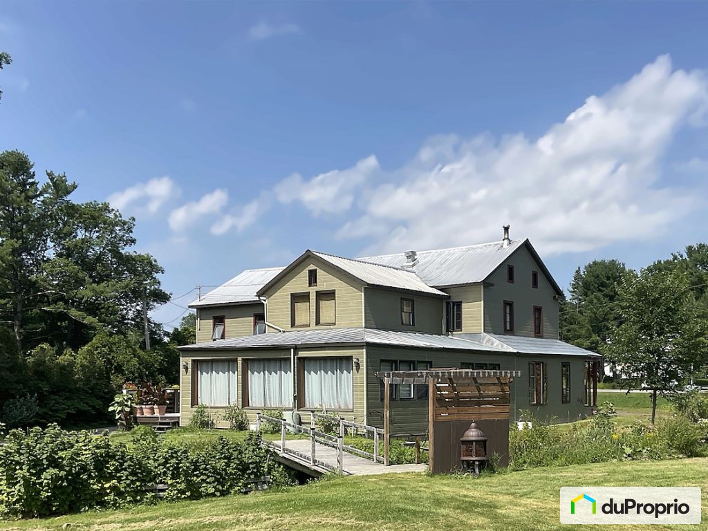 585 Chemin Du Roy — photo 1