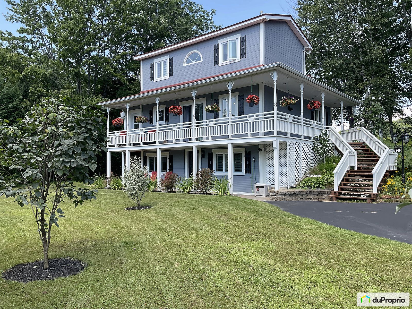 240 388E Avenue — photo 1