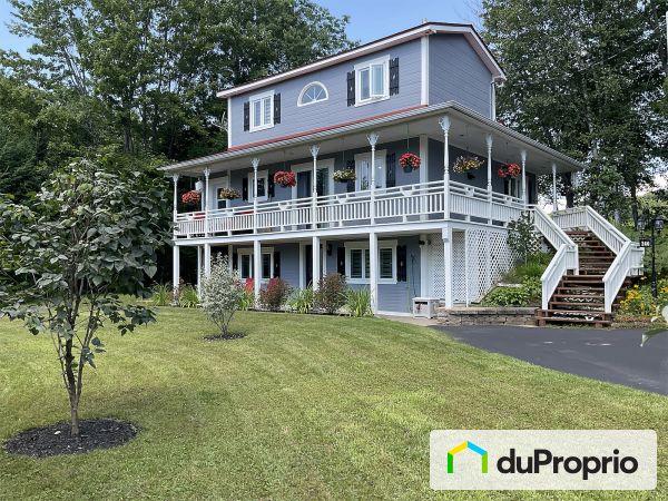 240, 388e Avenue, St-Hippolyte à vendre