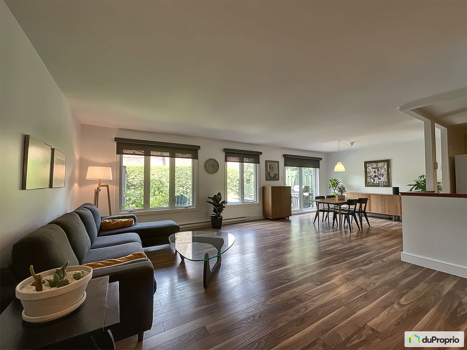 5 1060 Boulevard De Montarvill — photo 2