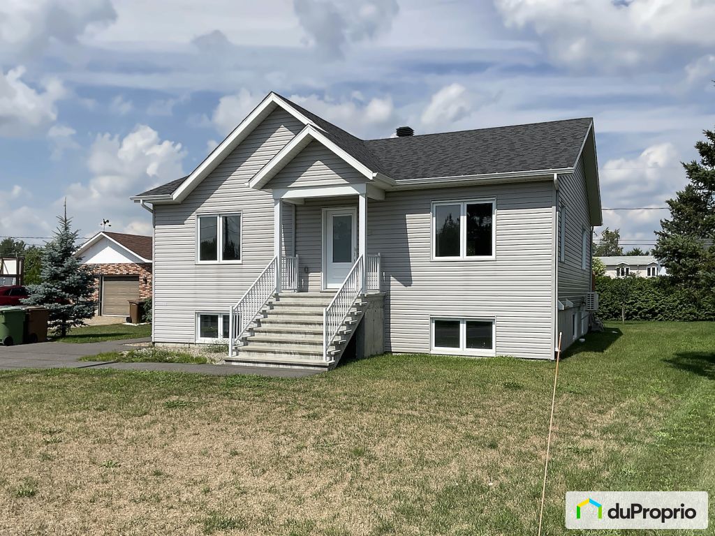 2564A 2564B Boulevard Mercure — photo 1