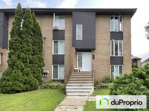 325-327-329, rue Saint-Charles, La Prairie à vendre
