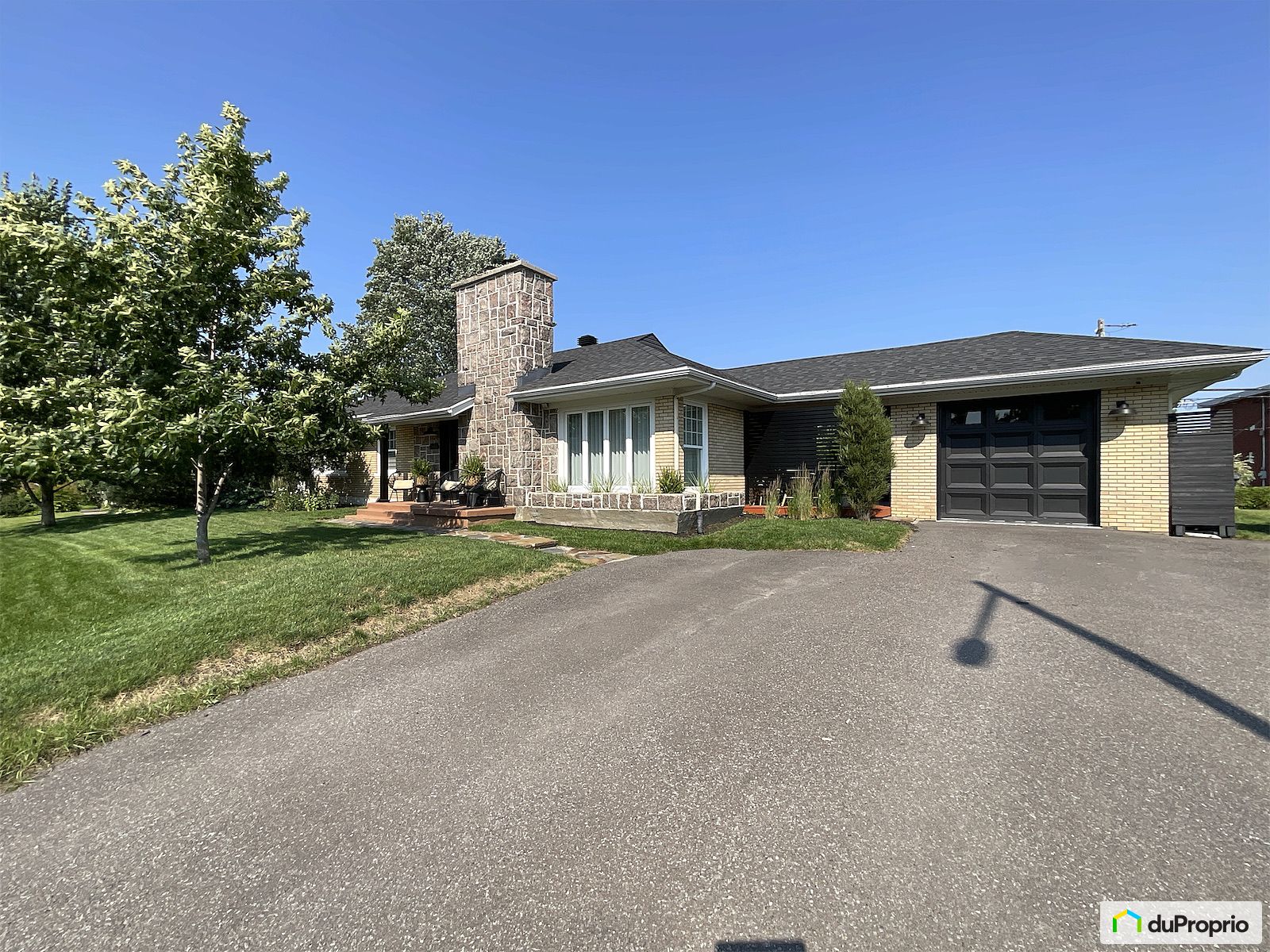 1485 Rue Saint Benoit — photo 1