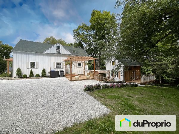 Chalet - 400, rue Principale Sud, Waterville à vendre