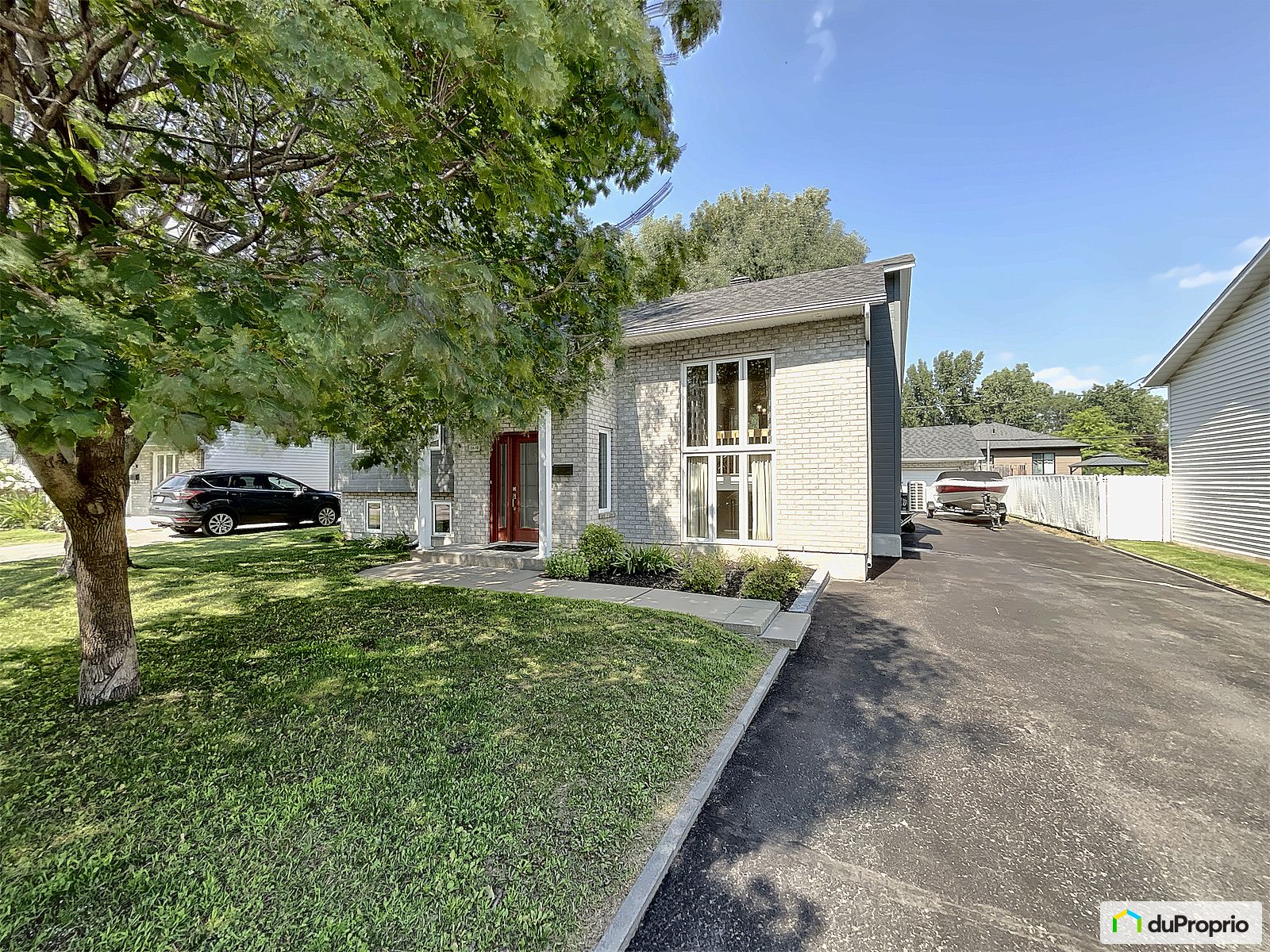 2670 Rue Forest — photo 3