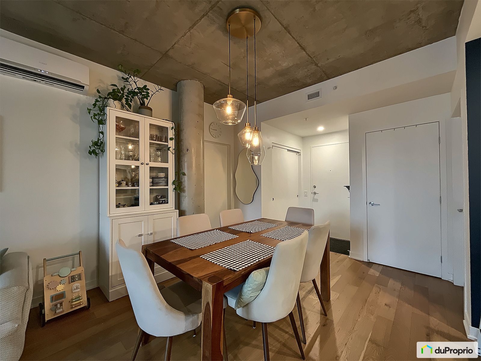 411 10850 Rue Basile Routhier — photo 2