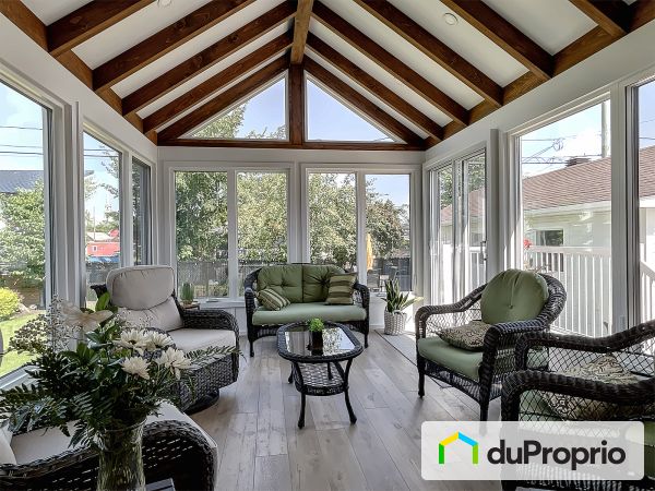 596, rue Tremblay, Hébertville à vendre