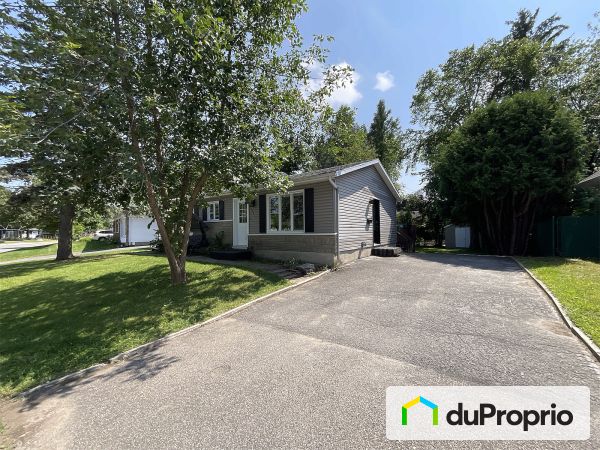 8455, Boulevard Mathieu, Charlesbourg à vendre