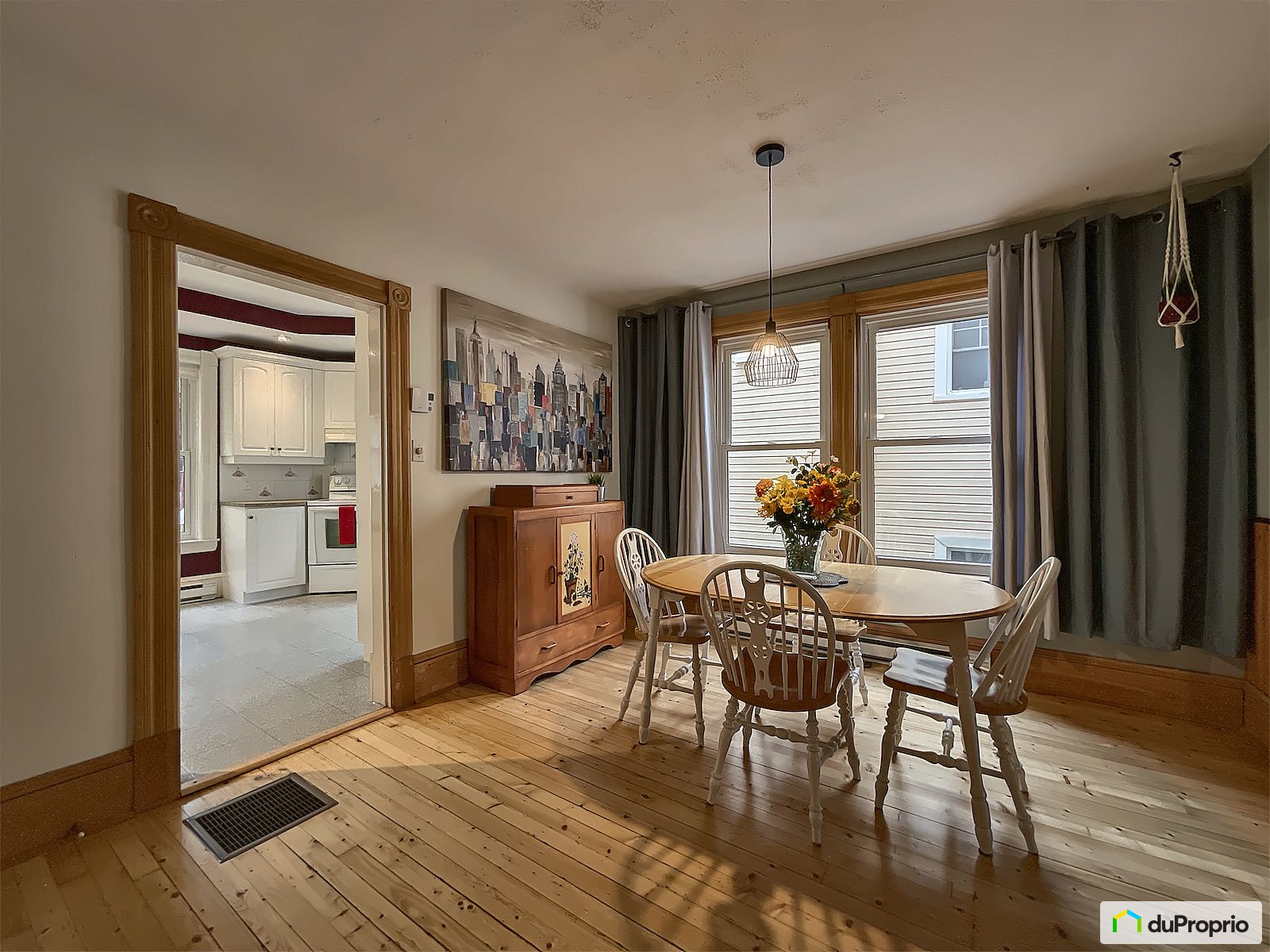 389 Rue Laurier — photo 1