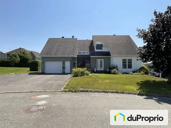 466, rue Grégoire, Thetford Mines à vendre