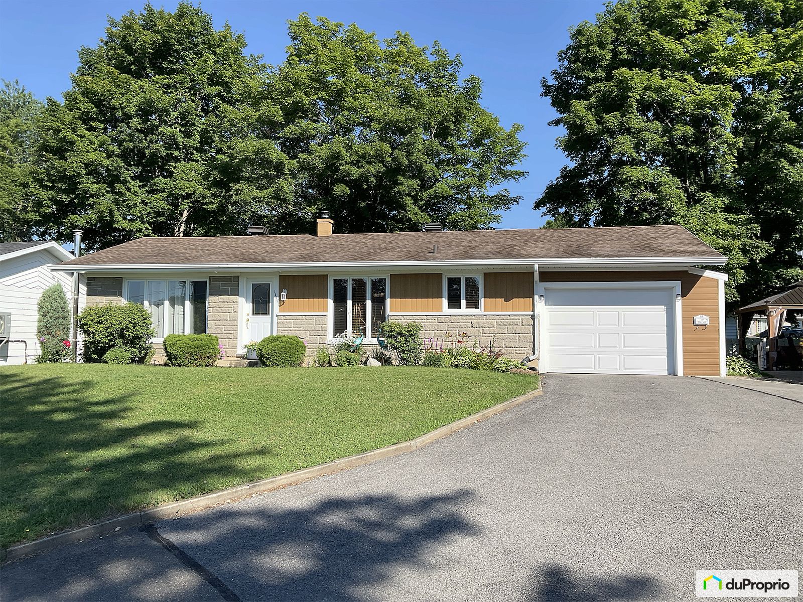 1685 Rue Des Normands — photo 3