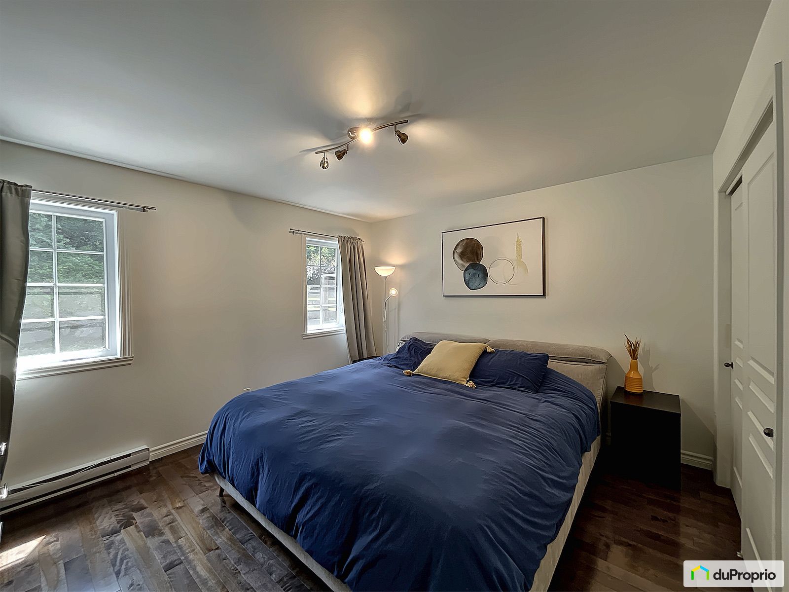 4582 Rue Garon — photo 2