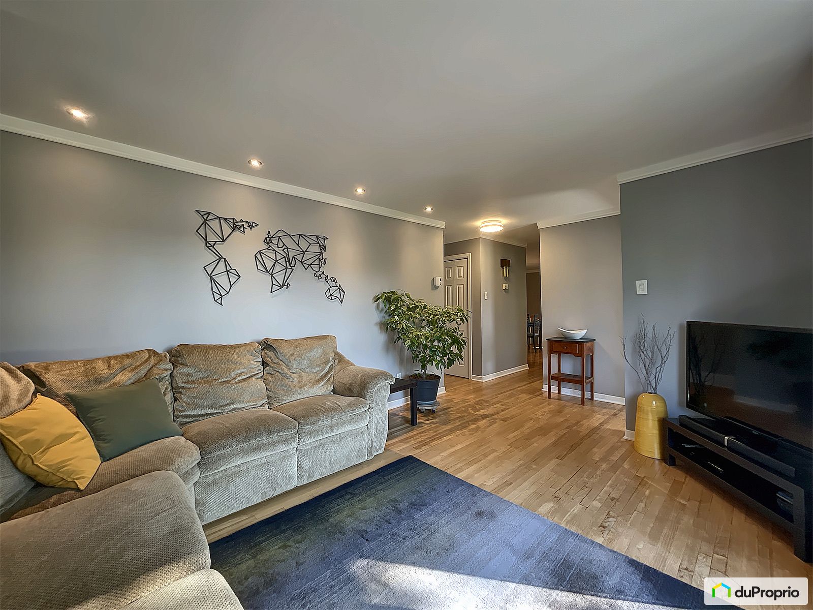 15 Rue Yvan — photo 3