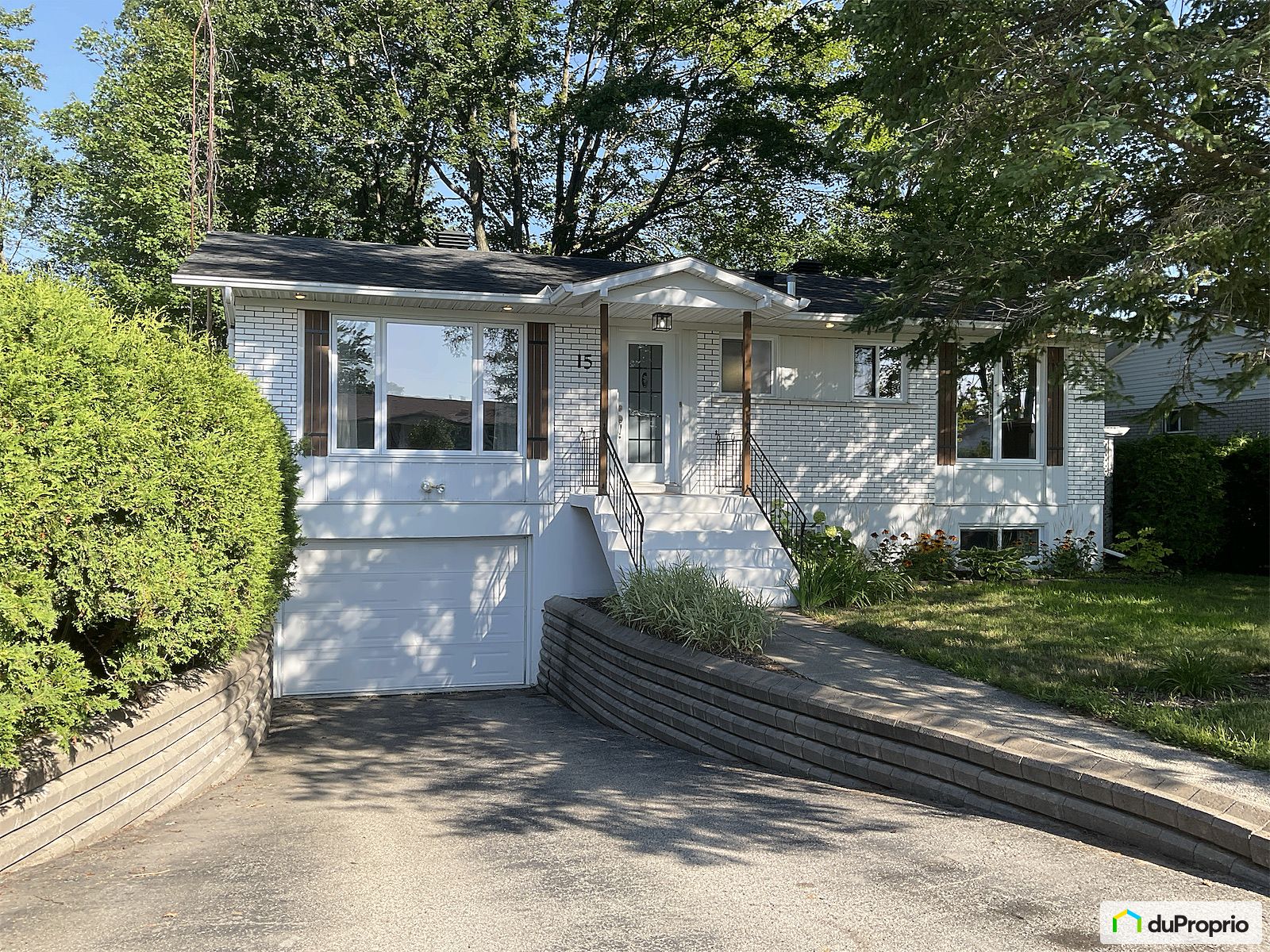 15 Rue Yvan — photo 1