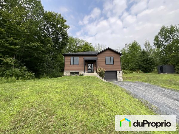 50, rue des Noyers, Ste-Catherine-De-Hatley à vendre
