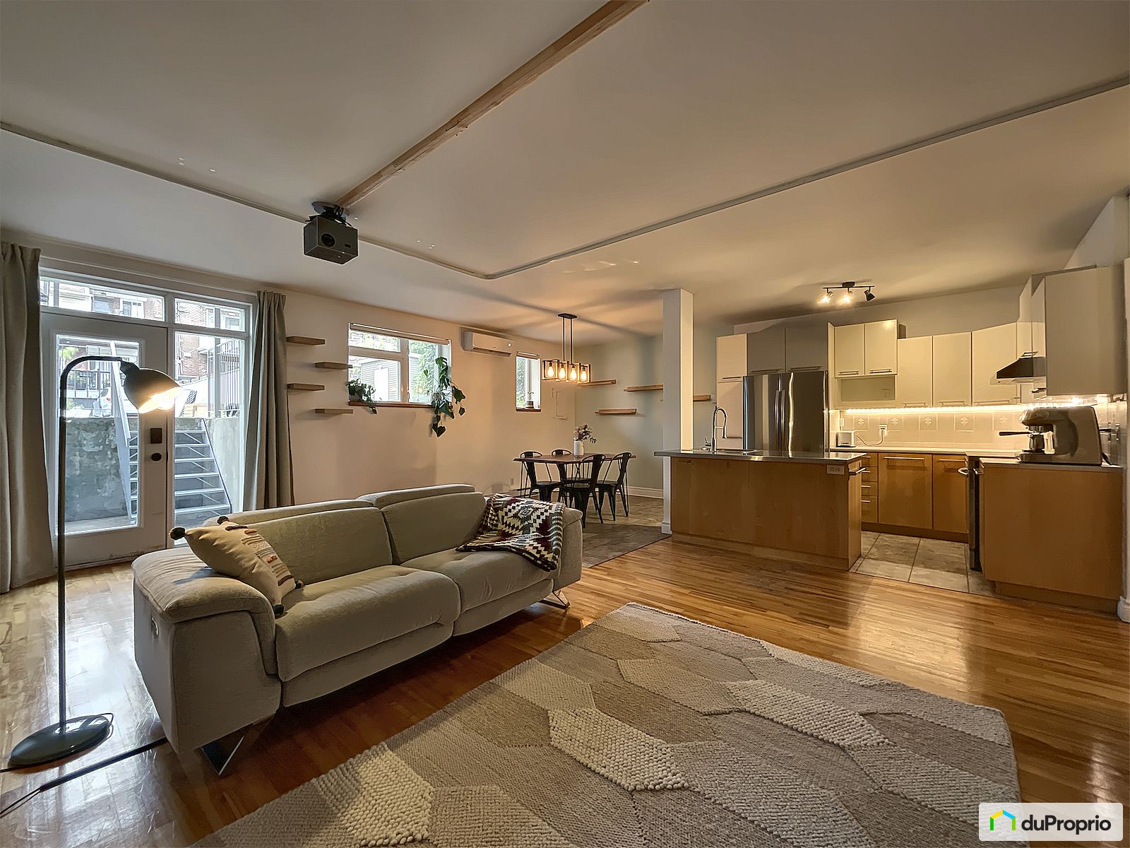 5494 Avenue Bourbonniere — photo 2