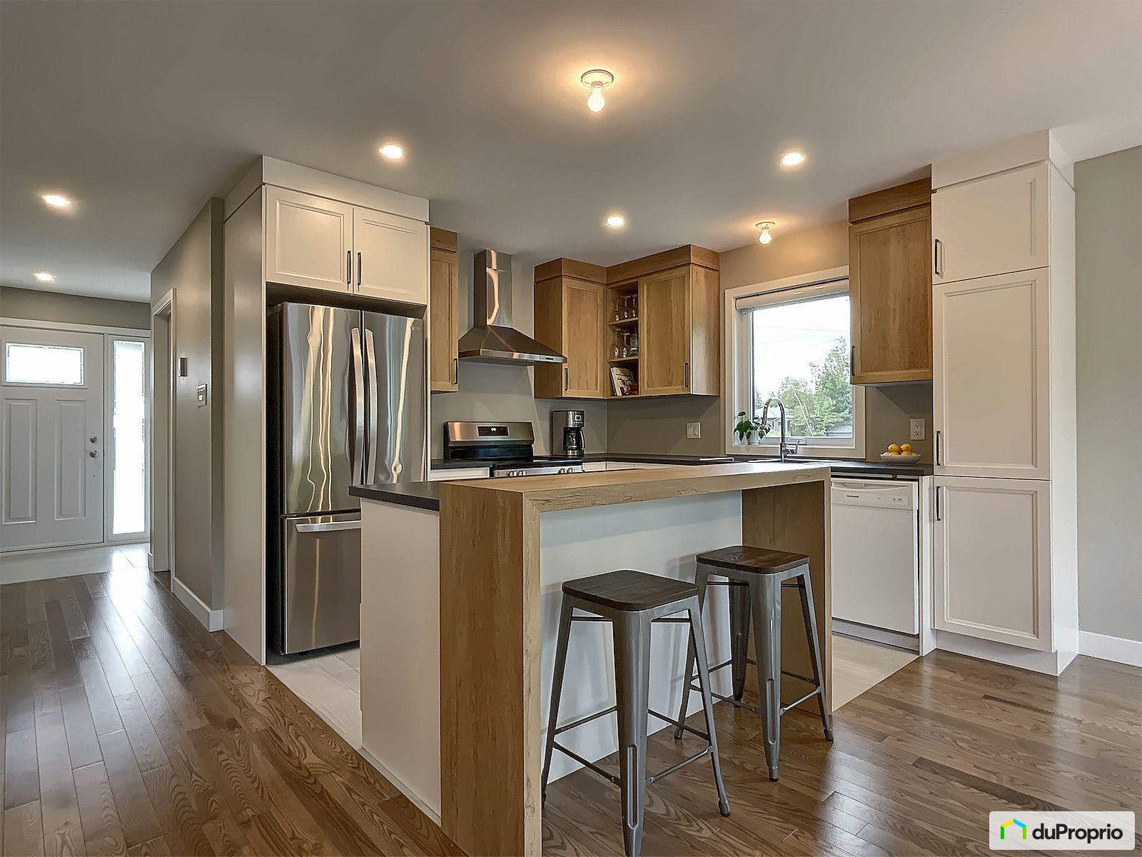 295 Rue Lampron — photo 2