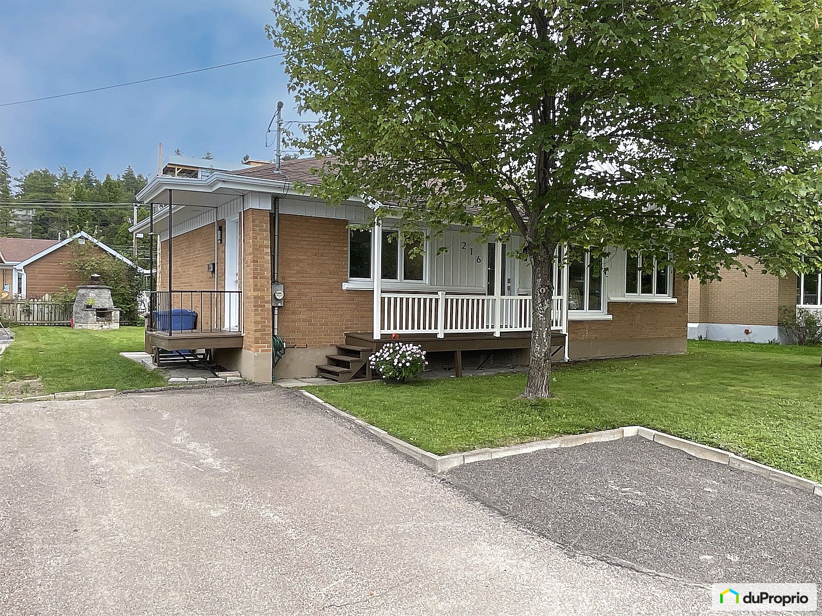 216 Rue Richmond — photo 1