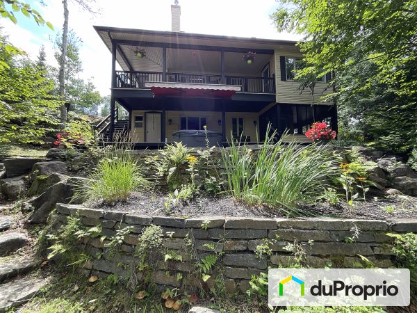5700, chemin du Lac-Héroux, St-Boniface à vendre