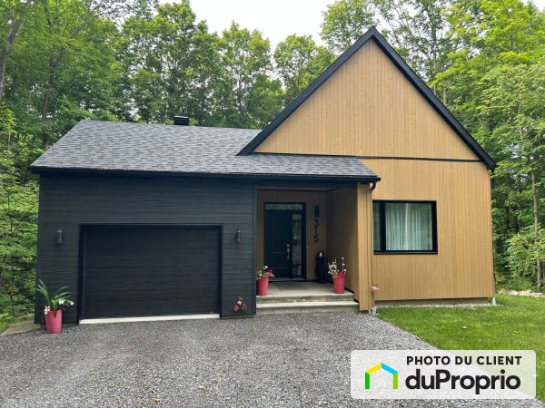 315 rue des Plaines, Bromont for sale