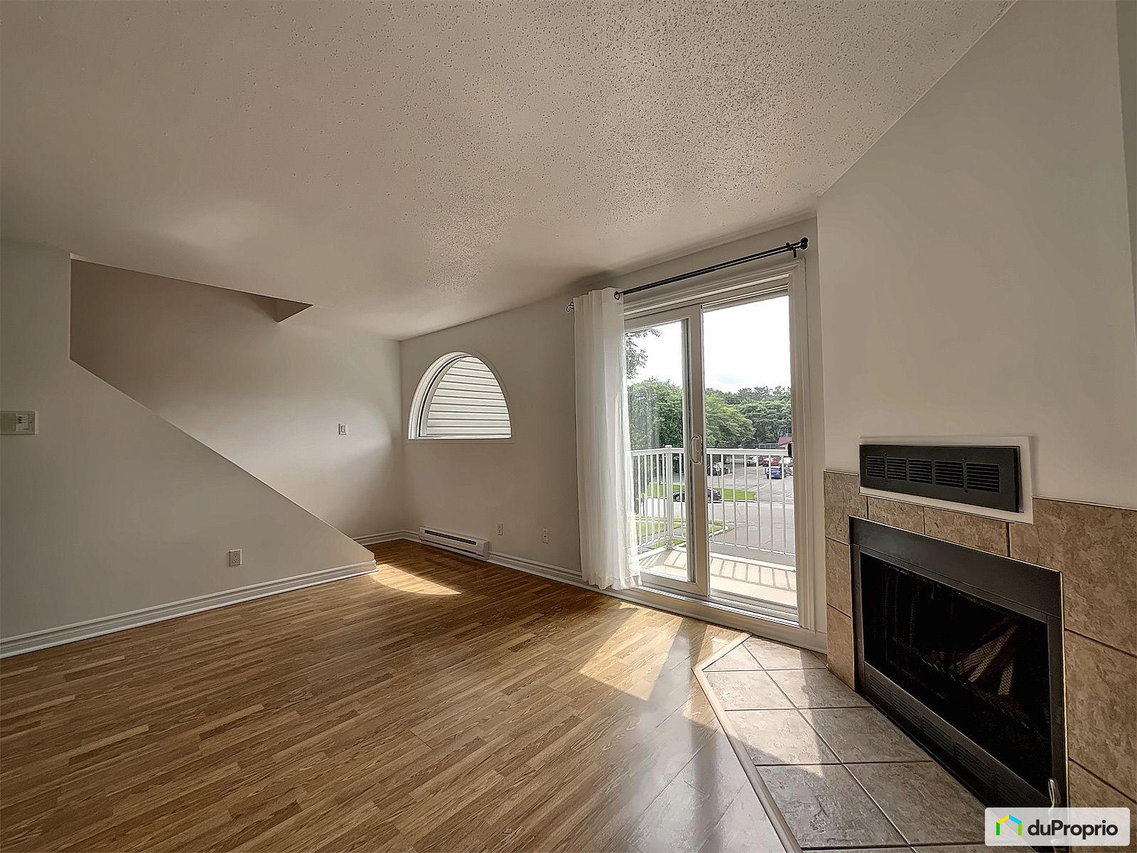 200 Avenue Des Jonquilles — photo 2