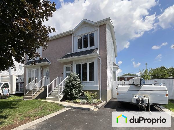 555 rue Séguin, Ste-Catherine for sale