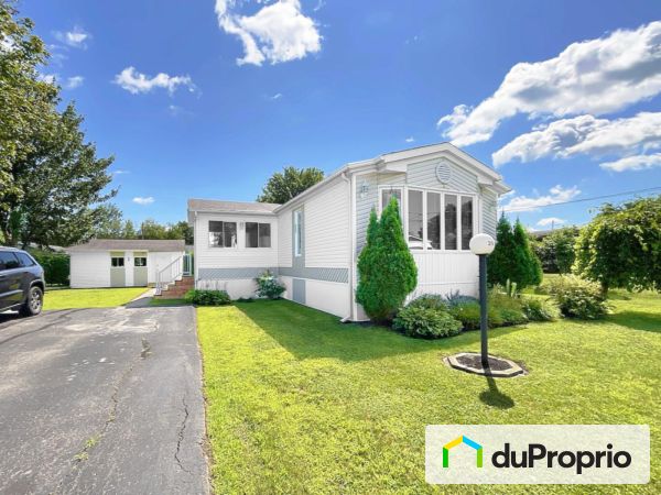 25-15, chemin de la Grande-Ligne, Granby à vendre