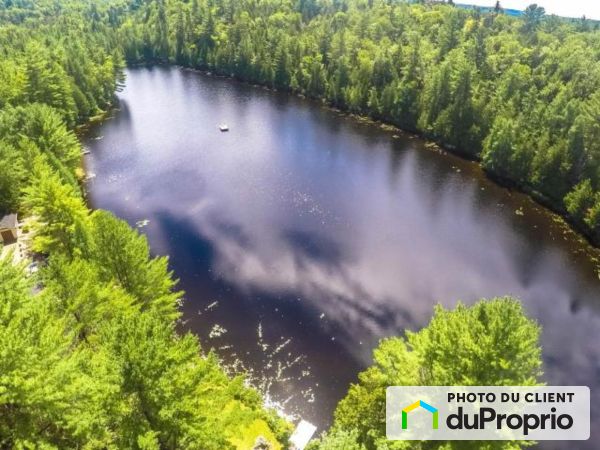  chemin Lac Canadien, Chertsey for sale