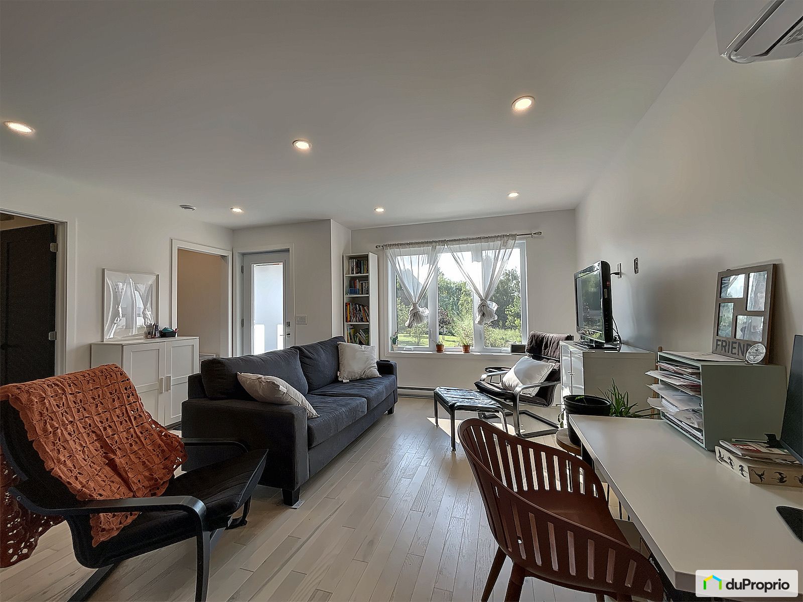 675 Rue Western — photo 2