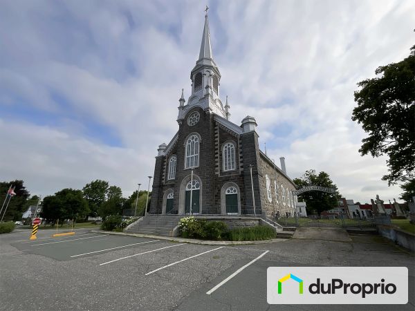 16 avenue Chanoine-Audet, St-Raphael for sale