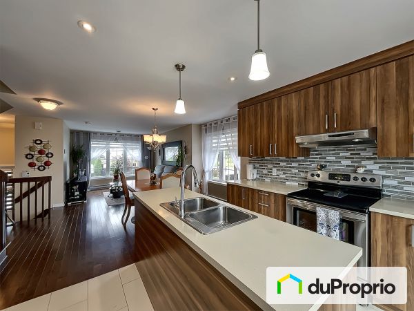 5210 rue Tetreault, Contrecoeur for sale