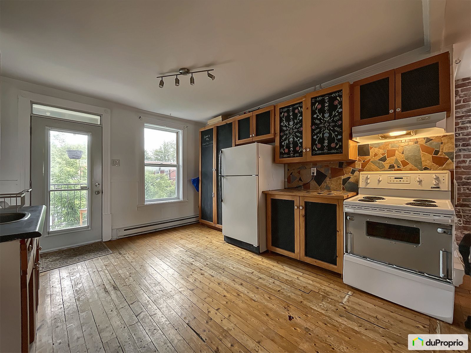 963 Rue Sainte Ursule — photo 3