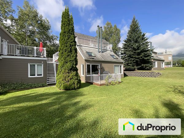 1202-355 rue Dupont, Beaupré for sale