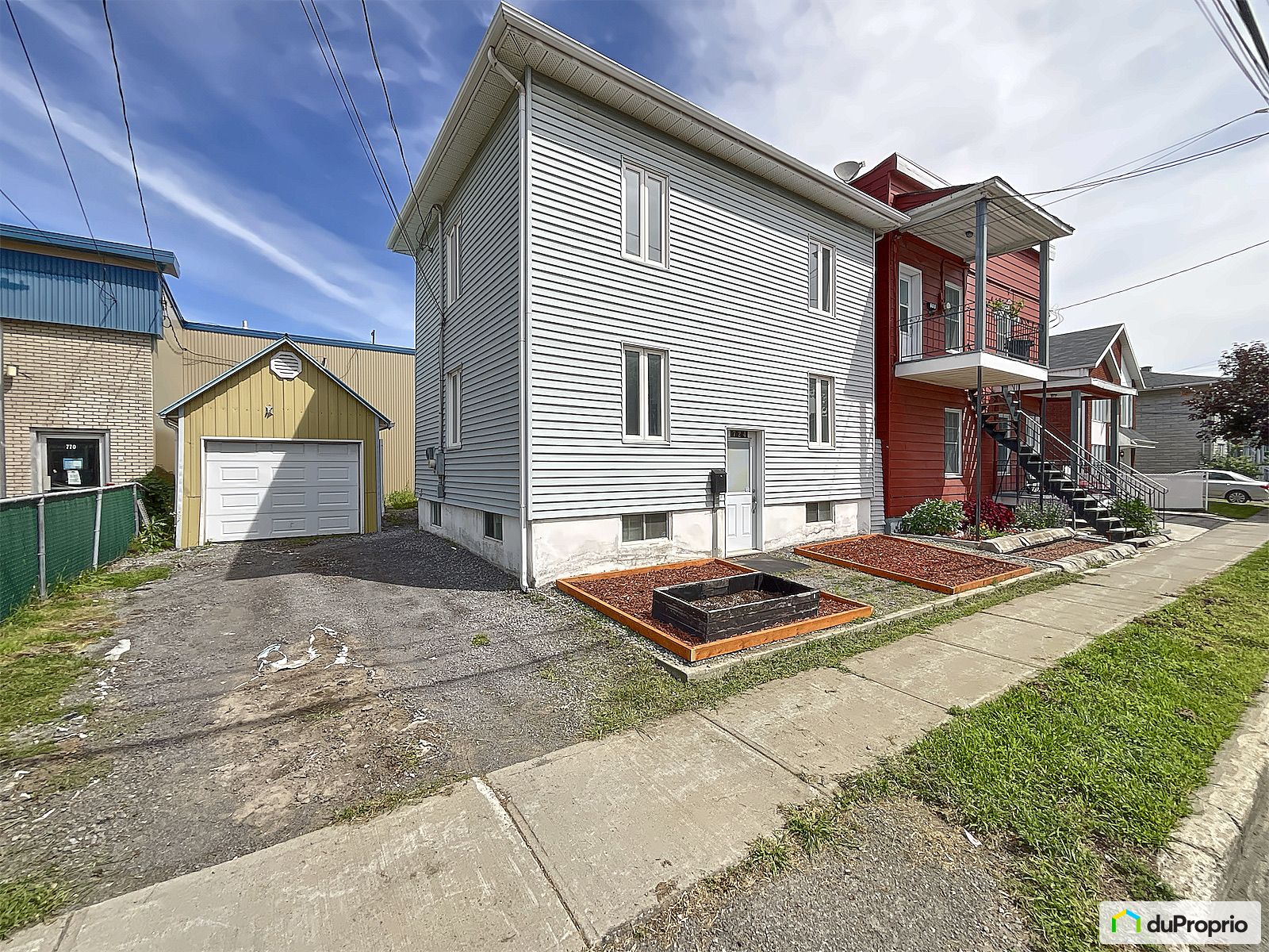 724 Rue De La Verendrye — photo 1