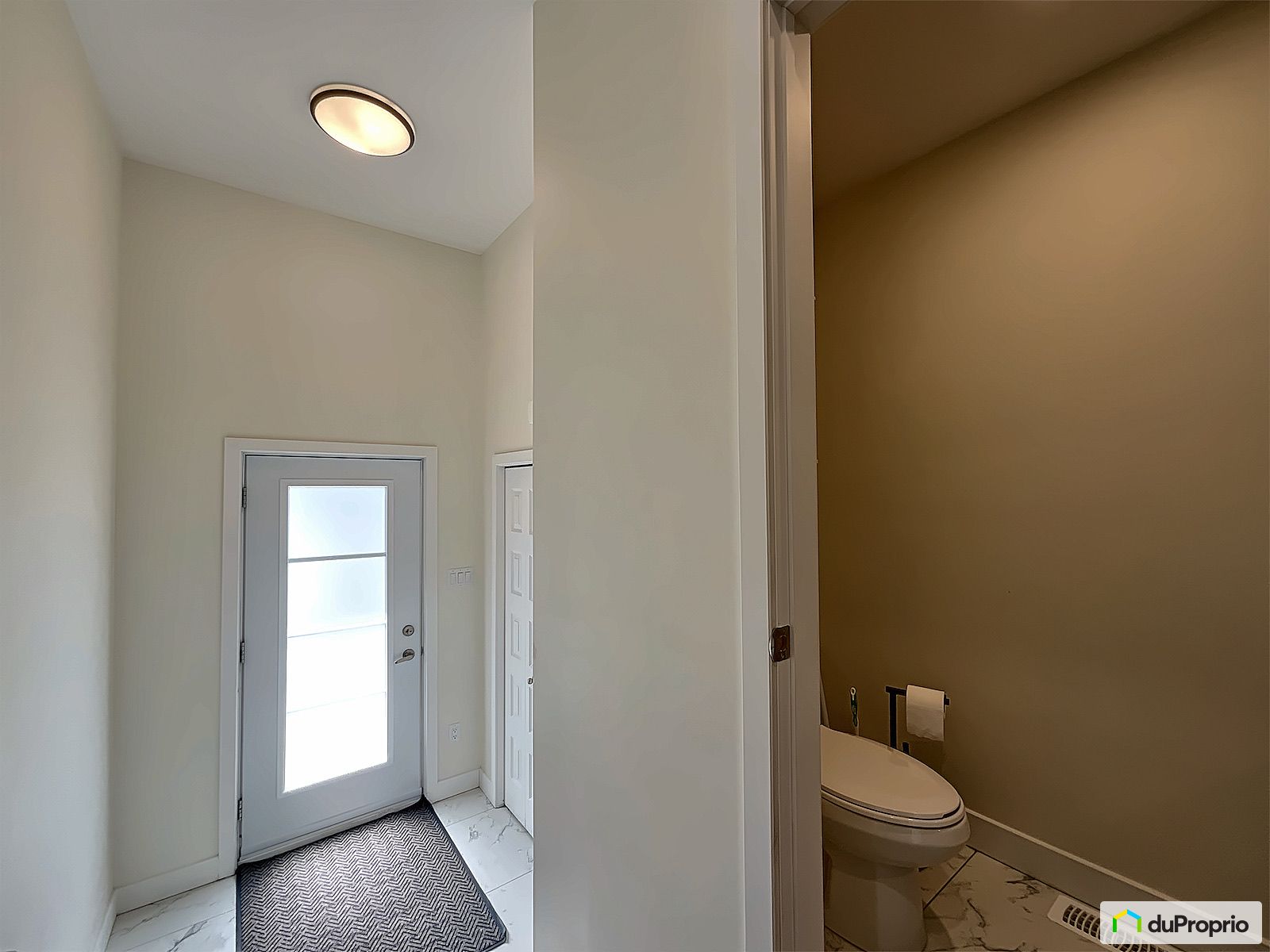 195 Rue De La Chateauguay — photo 2