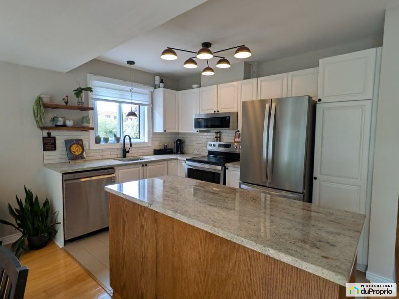 236 Avenue De Navarre — photo 1