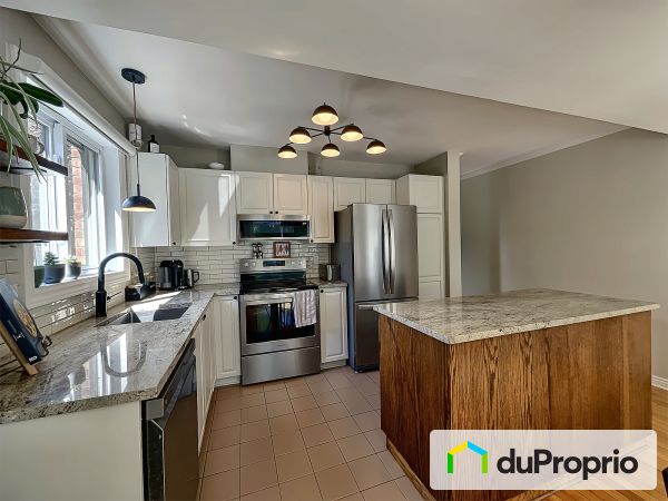 Kitchen - 236 avenue de Navarre, St-Lambert for sale