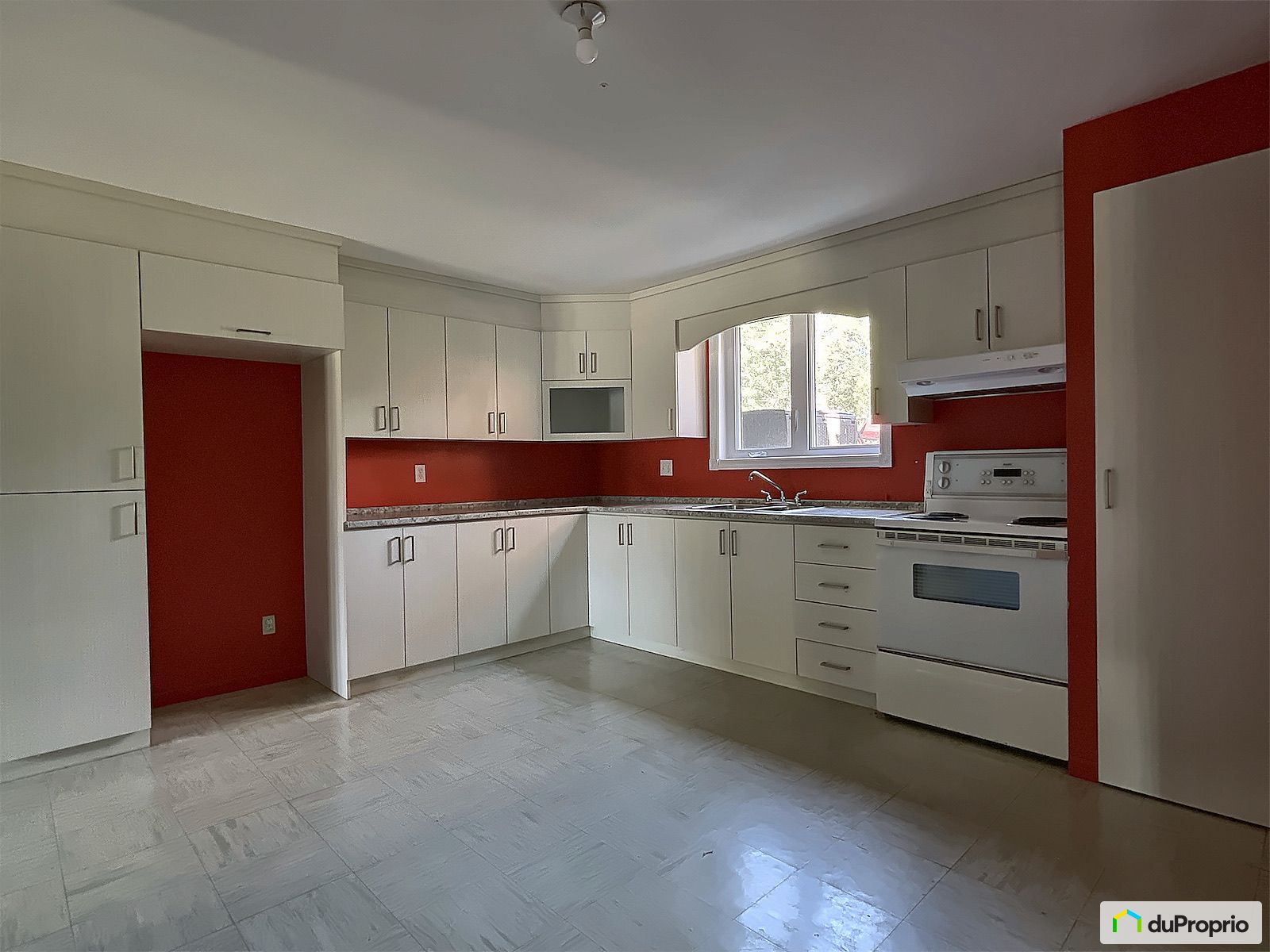 618 Rue Gaudreault — photo 3