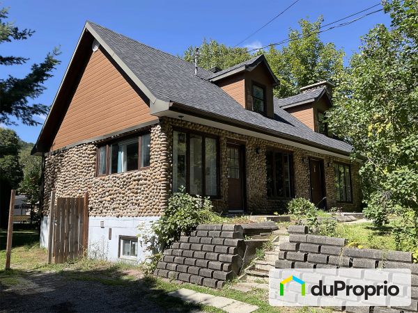 29, rue des Pins, Ste-Brigitte-De-Laval à vendre
