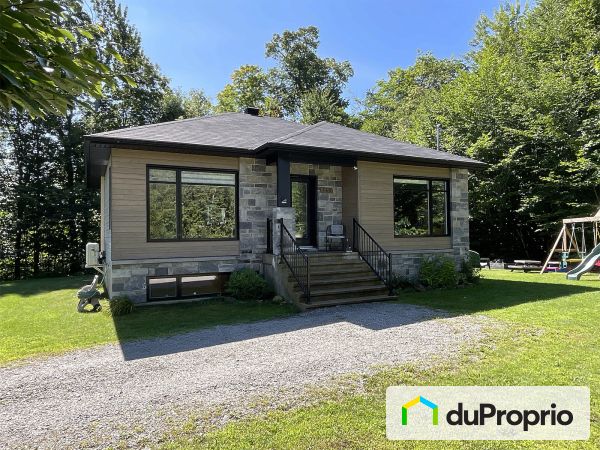145, rue Marie-Jeanne Fournier, Ste-Sophie à vendre