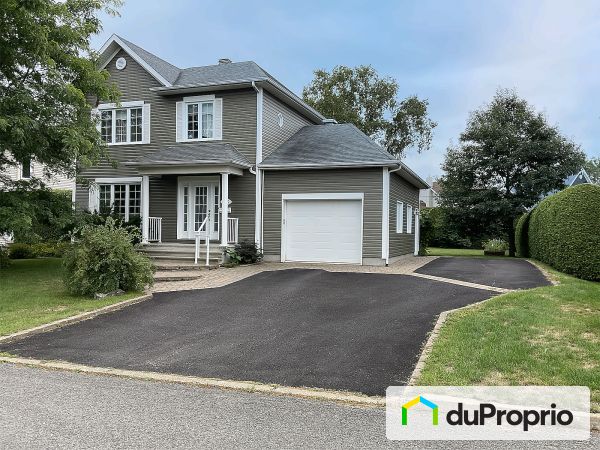 335 rue des Boutons-d'Or, St-Nicolas for sale