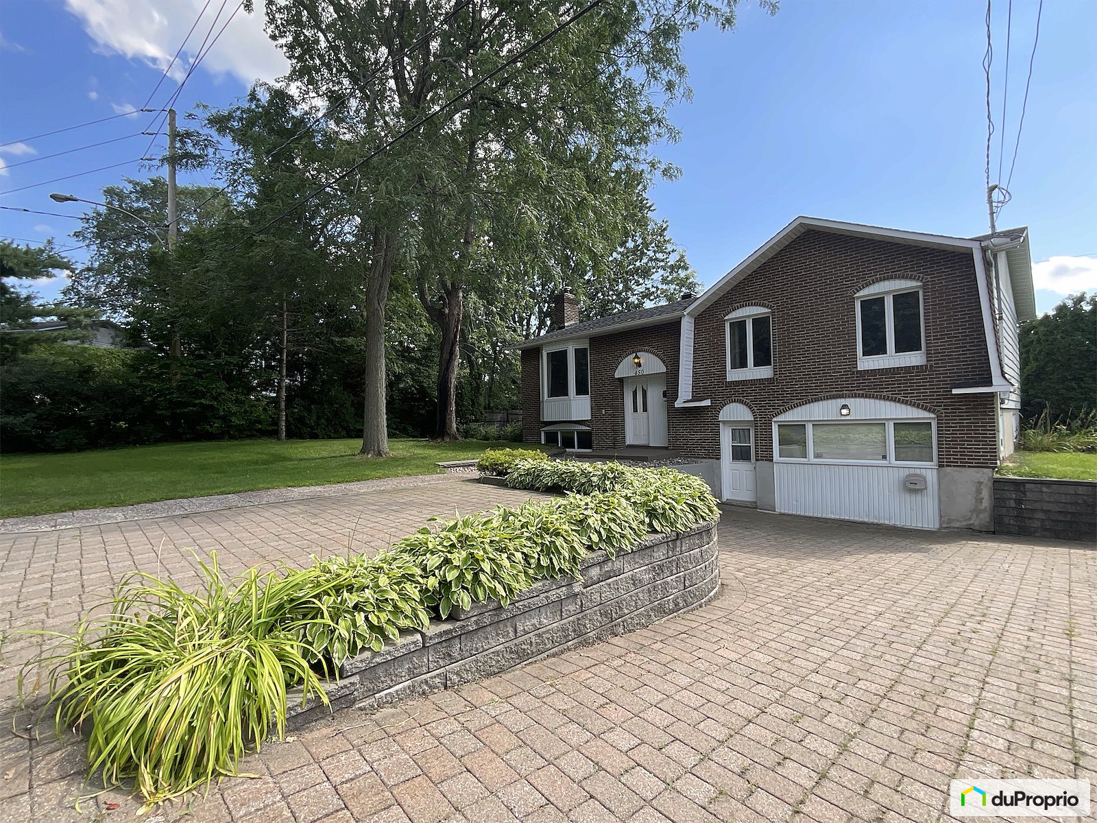 450 Rue Comtois — photo 2