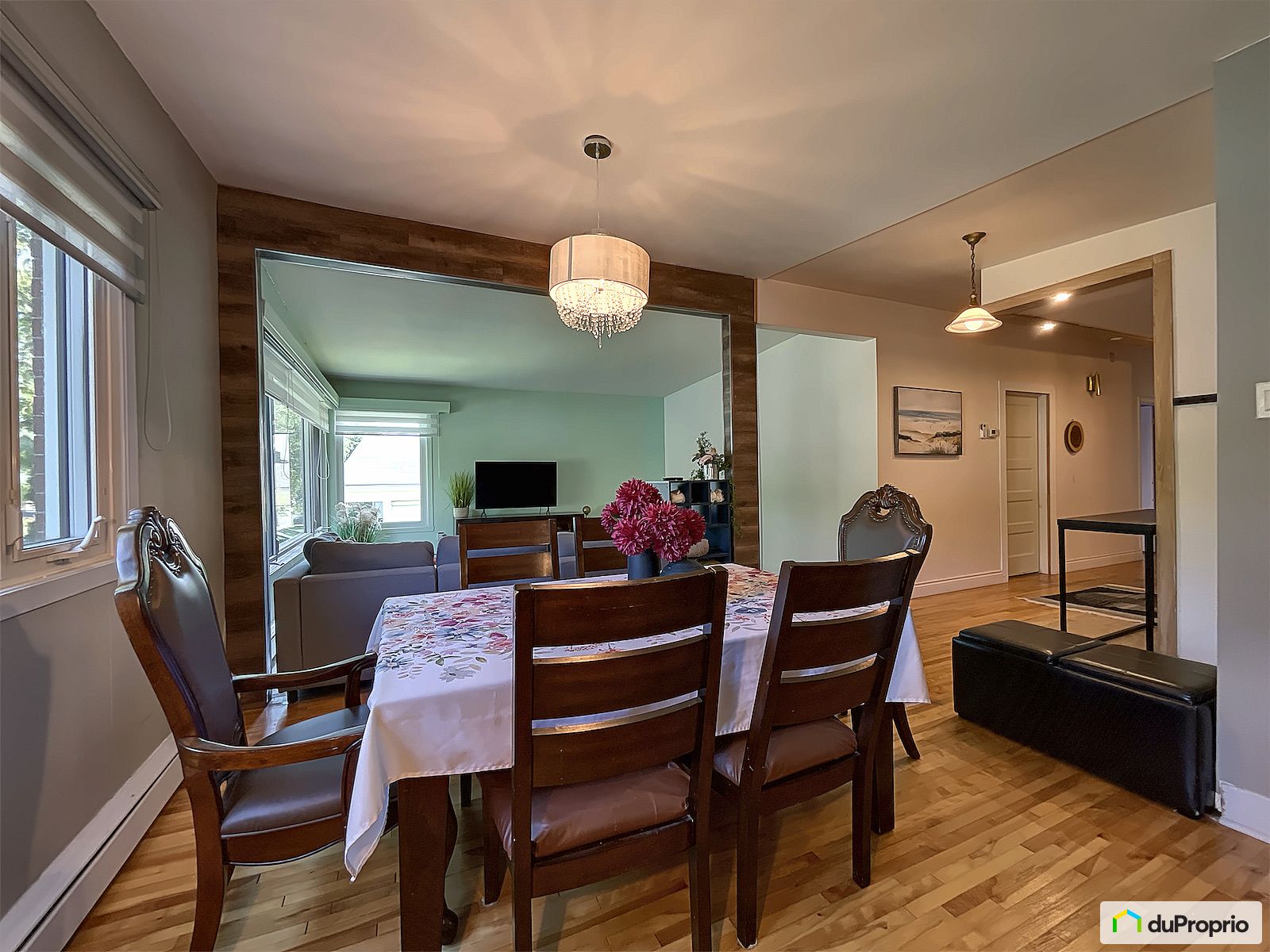 1284 Avenue Jean De Quen — photo 3