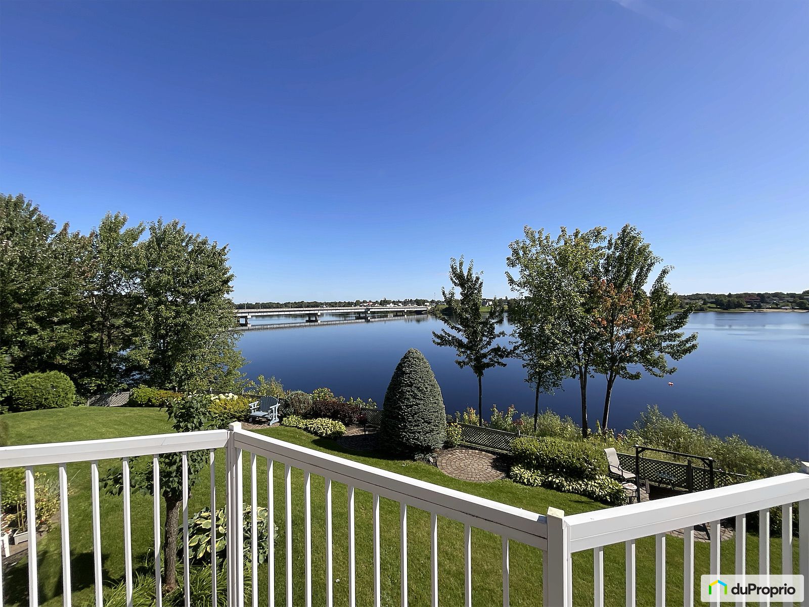 2 1286 Boulevard Du Sacre Coeu — photo 1