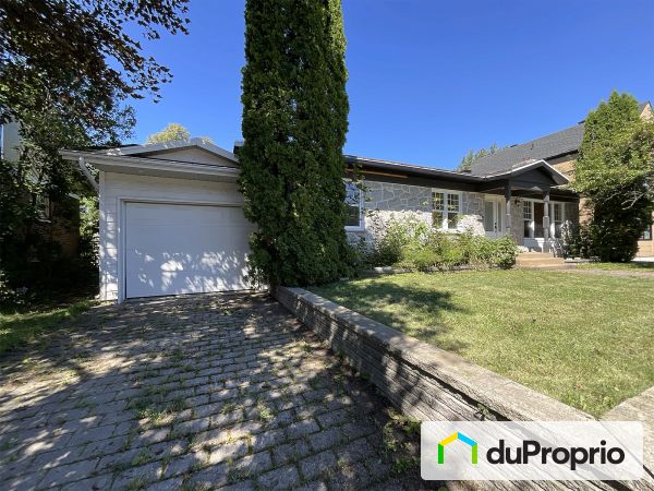 3458 rue Dugué, Ste-Foy for sale