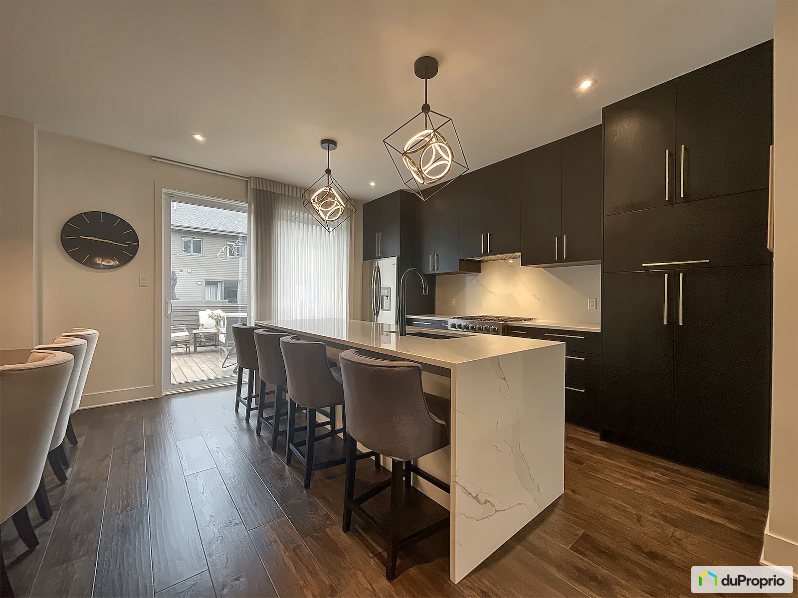 137 Rue De La Pruche — photo 3